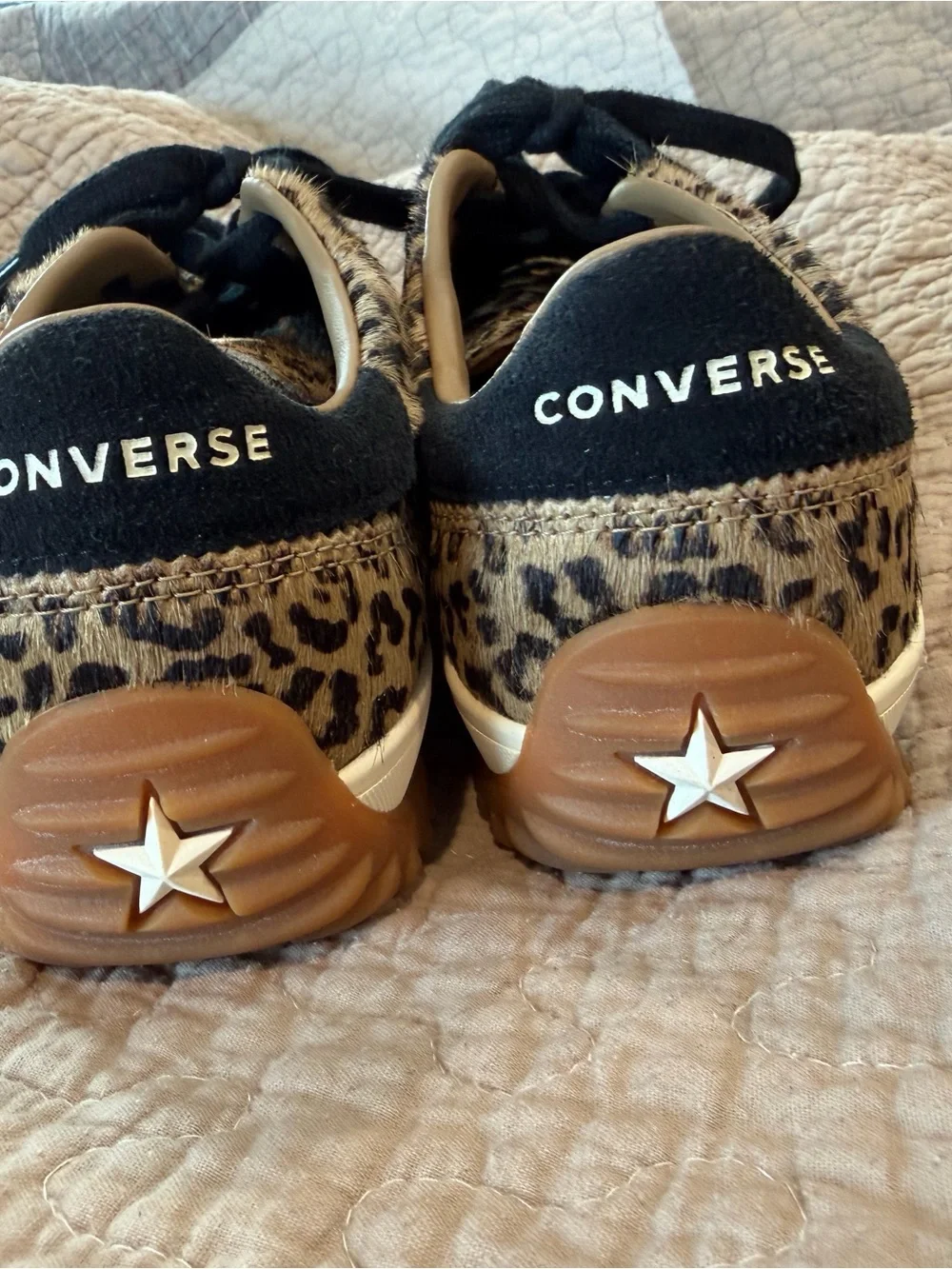 Women’s Converse Leopard Print Low-Top Sneakers in Beige and Black size 10